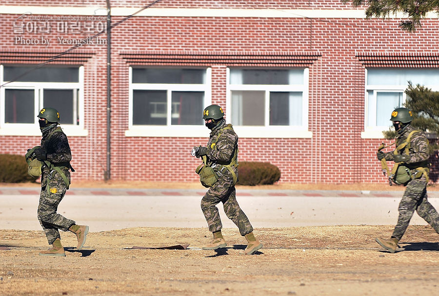 해병대 신병 1265기 2교육대 3주차 공수기초훈련_9082.jpg