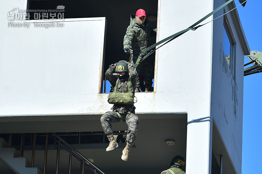 해병대 신병 1265기 2교육대 3주차 공수기초훈련_9094.jpg