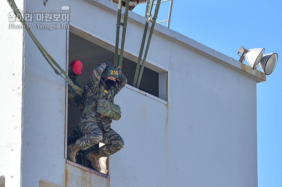 해병대 신병 1265기 2교육대 3주차 공수기초훈련_8795.jpg