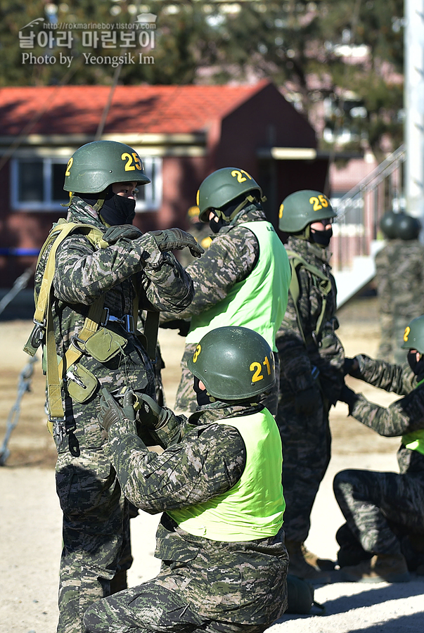 해병대 신병 1265기 2교육대 3주차 공수기초훈련_9069.jpg