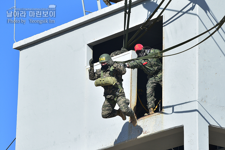 해병대 신병 1265기 2교육대 3주차 공수기초훈련_8891.jpg