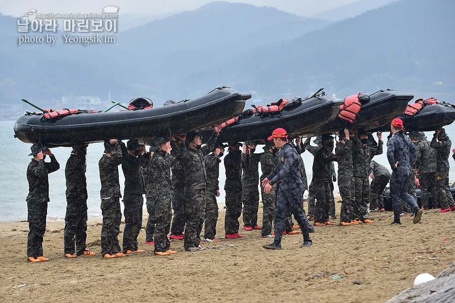 신병 1265기 2교육대 6주차 해상돌격훈련_2470.jpg