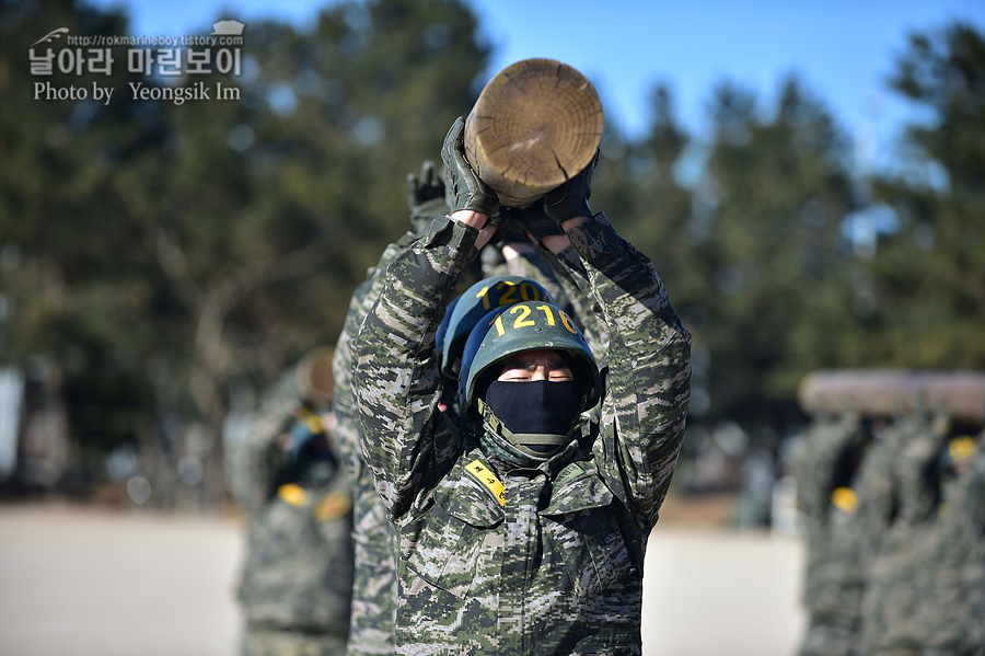 해병대 신병 1265기 1교육대 3주차 참호목봉_8818.jpg