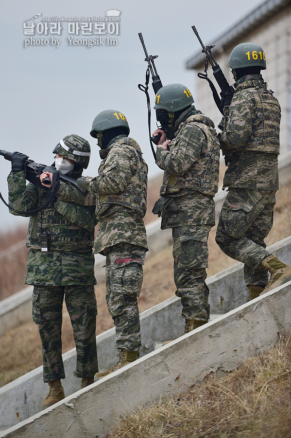 해병대 신병 1265기 1교육대 4주차 전투사격_0053.jpg