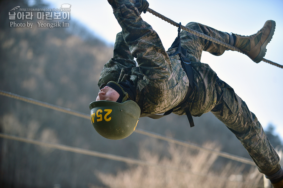 해병대 신병 1265기 2교육대 극기주 유격1_1084.jpg