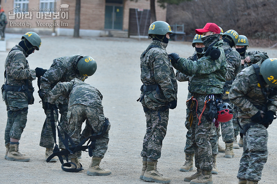 해병대 신병 1265기 2교육대 극기주 유격1_0657.jpg