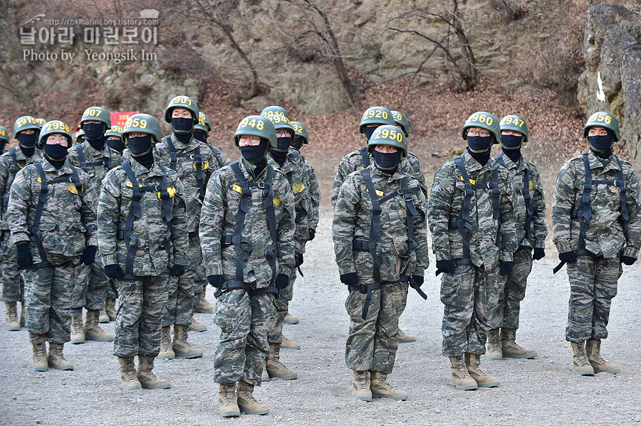 해병대 신병 1265기 2교육대 극기주 유격2_0638.jpg