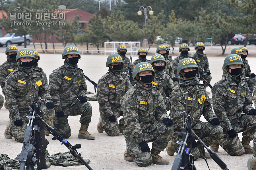 해병대 신병 1265기 2교육대 4주차 수류탄투척_0101.jpg