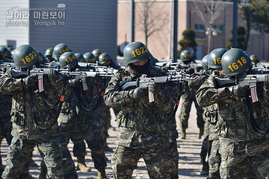 해병대 신병 1265기 1교육대 4주차 전투사격술_0410.jpg