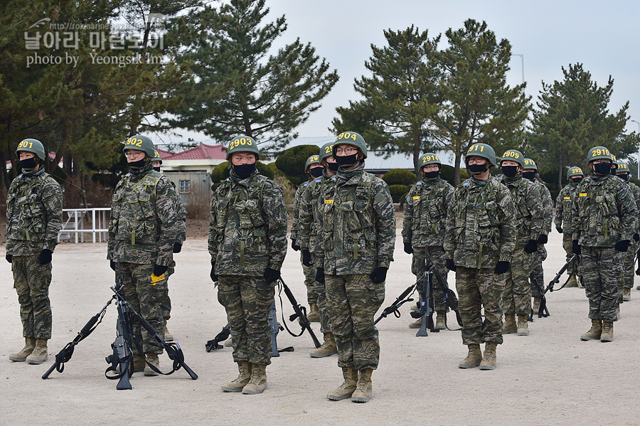 해병대 신병 1265기 2교육대 4주차 수류탄투척_0082.jpg