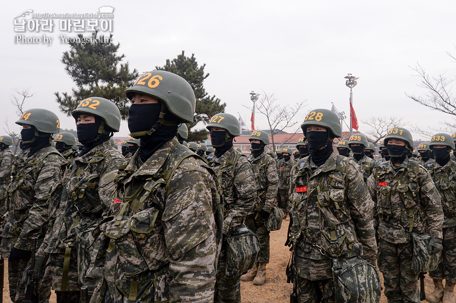 해병대 신병 1265기 2교육대 극기주 빨간명찰수여식_7584.jpg