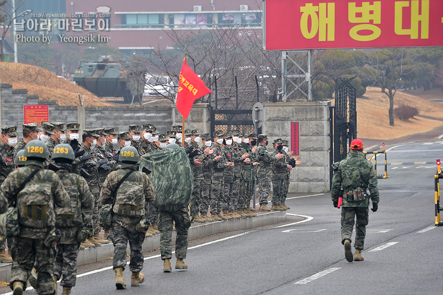 해병대 신병 1265기 1교육대 극기주 빨간명찰수여식_1228.jpg