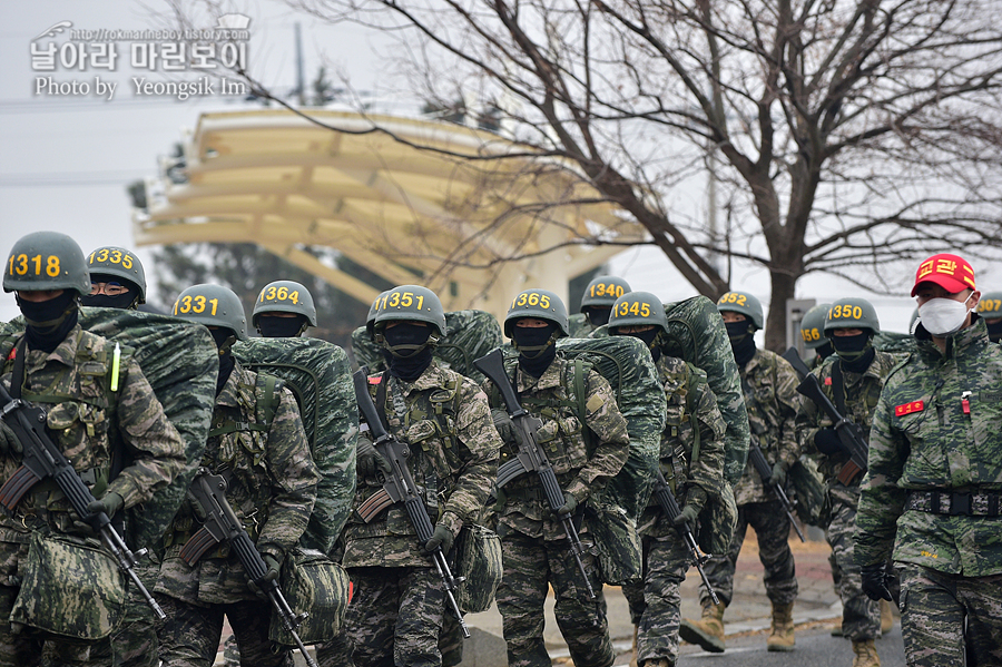해병대 신병 1265기 1교육대 극기주 빨간명찰수여식_1237.jpg
