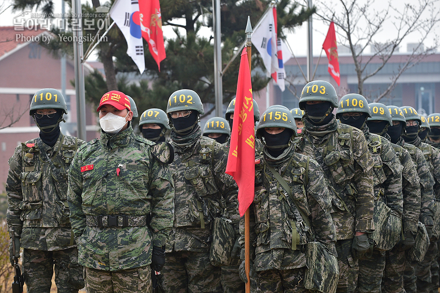 해병대 신병 1265기 1교육대 극기주 빨간명찰수여식_1342.jpg