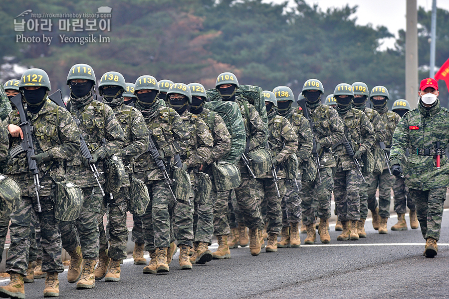 해병대 신병 1265기 1교육대 극기주 빨간명찰수여식_1225.jpg