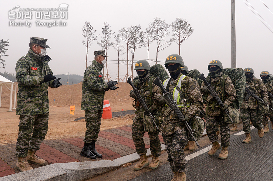 해병대 신병 1265기 1교육대 극기주 빨간명찰수여식_1243_1.jpg