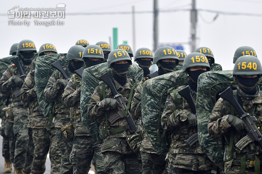 해병대 신병 1265기 1교육대 극기주 빨간명찰수여식_1235.jpg