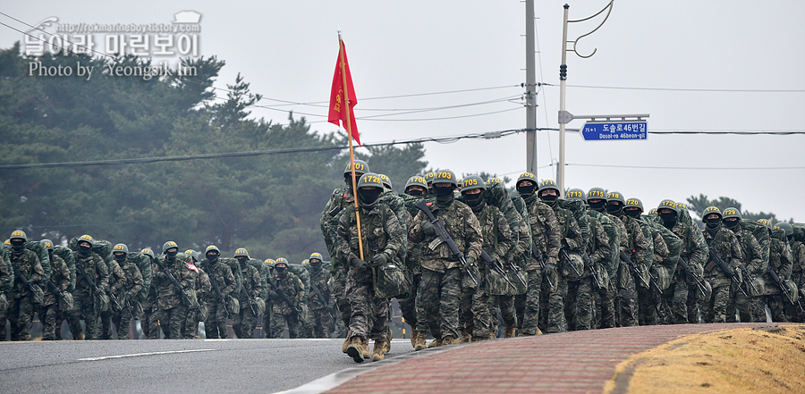 해병대 신병 1265기 1교육대 극기주 빨간명찰수여식_1244.jpg