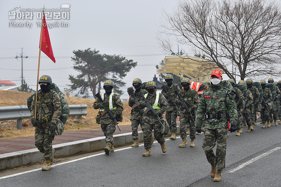 해병대 신병 1265기 1교육대 극기주 빨간명찰수여식_1229.jpg