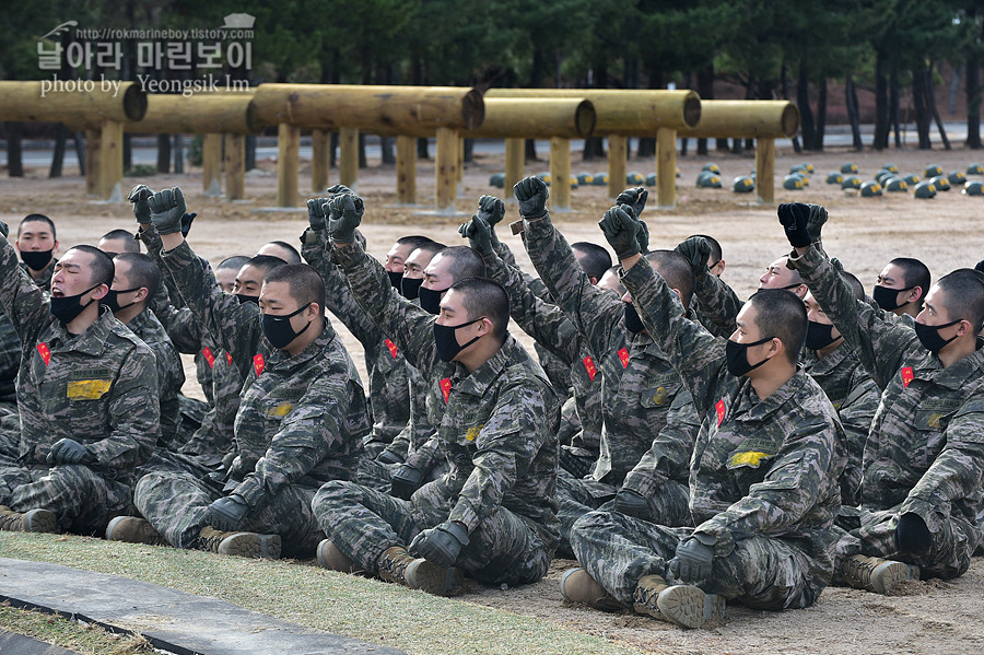 신병 1265기 2교육대 6주차 격투봉 참호격투 목봉_1642.jpg