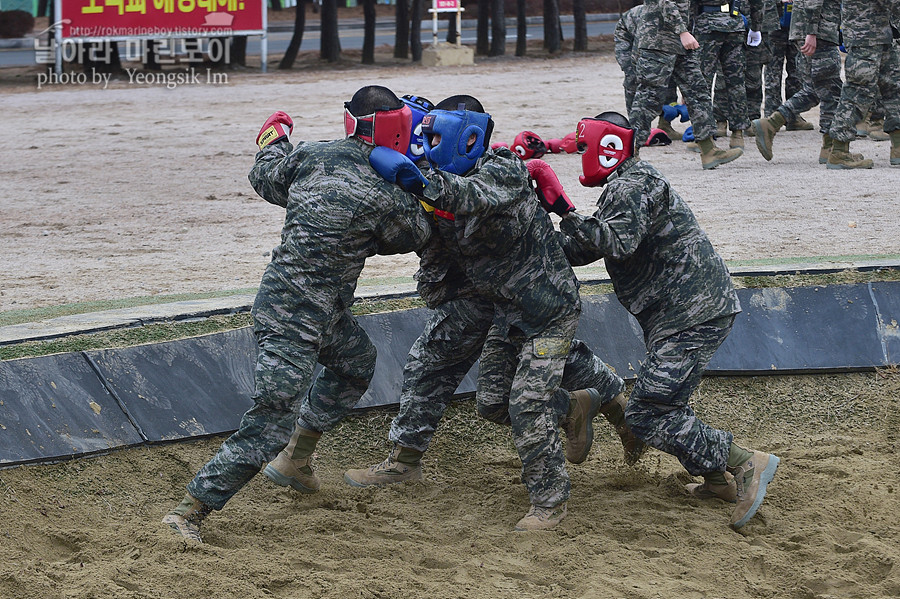 신병 1265기 2교육대 6주차 격투봉 참호격투 목봉_1778.jpg