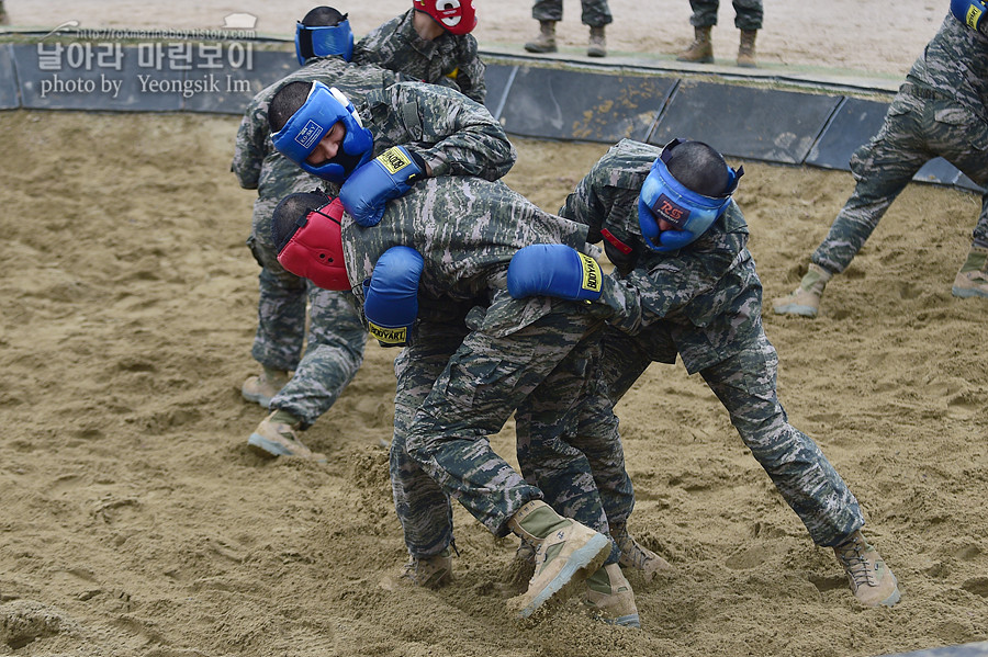 신병 1265기 2교육대 6주차 격투봉 참호격투 목봉_1751.jpg