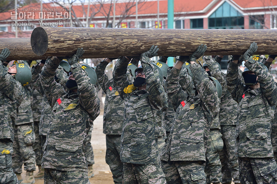 신병 1265기 2교육대 6주차 격투봉 참호격투 목봉_1651.jpg