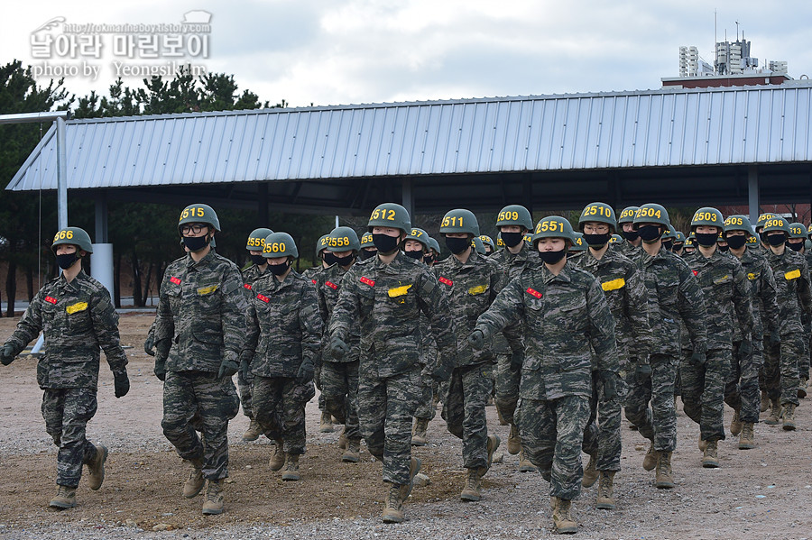 신병 1265기 2교육대 6주차 격투봉 참호격투 목봉_1479.jpg