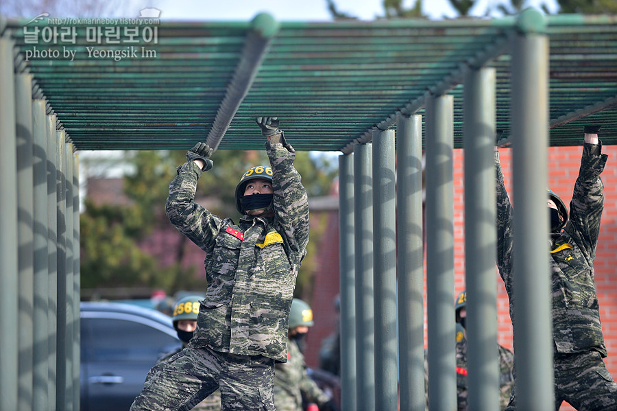 신병 1265기 2교육대 6주차 격투봉 참호격투 목봉_1551.jpg