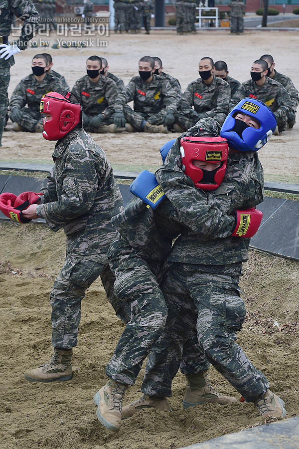 신병 1265기 2교육대 6주차 격투봉 참호격투 목봉_1785.jpg