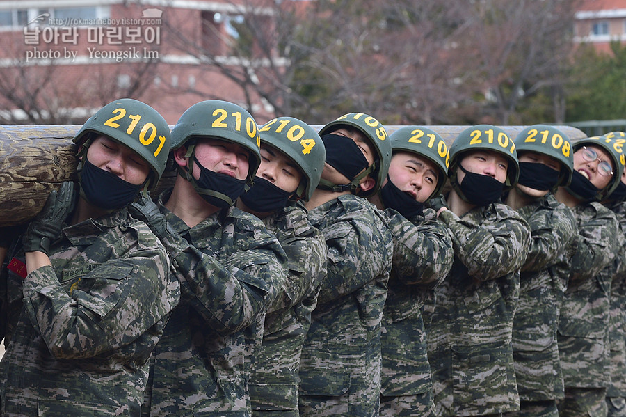 신병 1265기 2교육대 6주차 격투봉 참호격투 목봉_1654.jpg