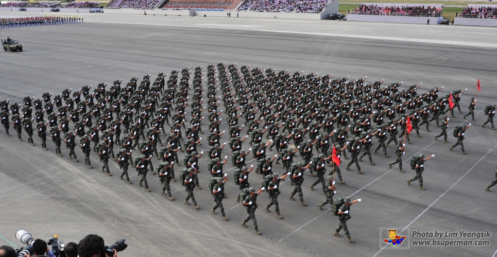 국군의날해병대.jpg