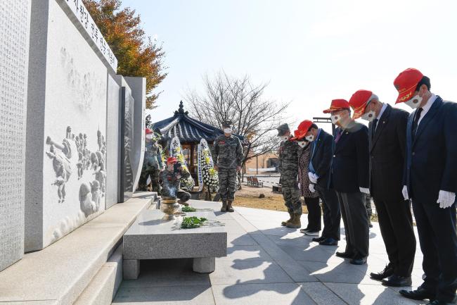 제68주년 장단·사천강지구 전투 전승 행사.jpg