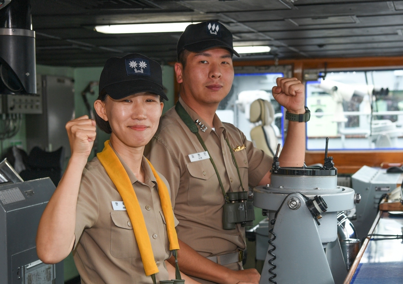 해군 최초 여군 상륙함  함장 4.jpg