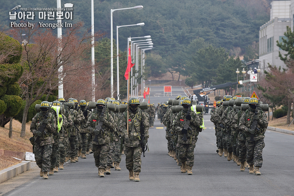 해병대 신병 1264기 3교육대 빨간명찰수여식_5083.jpg