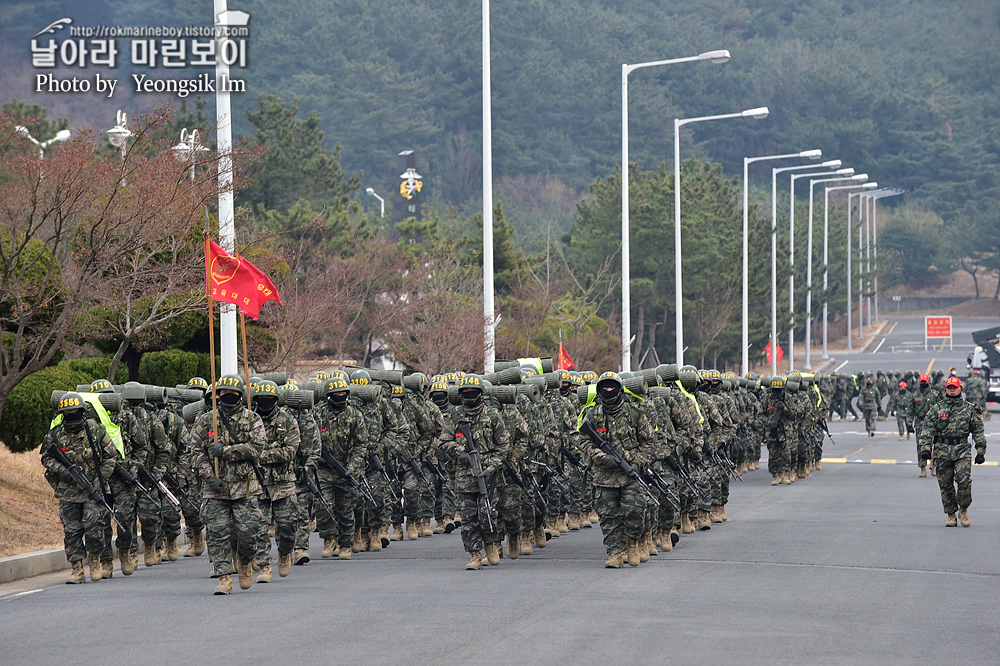 해병대 신병 1264기 3교육대 빨간명찰수여식_5087.jpg