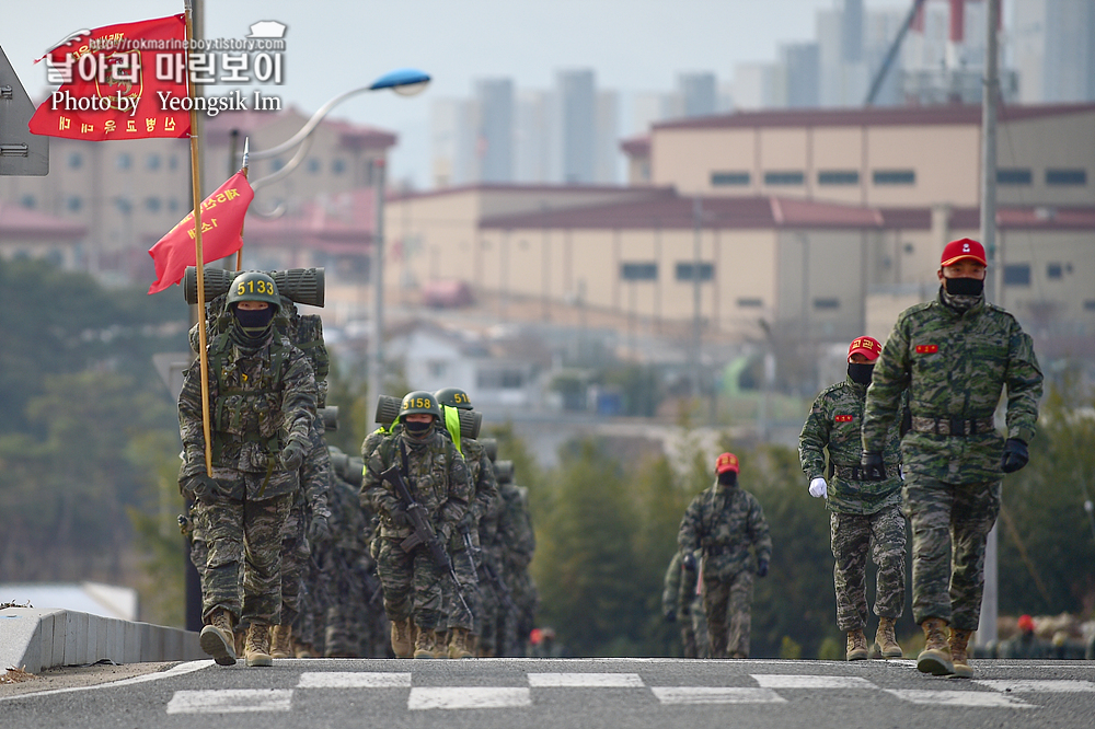 해병대 신병 1264기 5교육대 빨간명찰수여식_4874.jpg