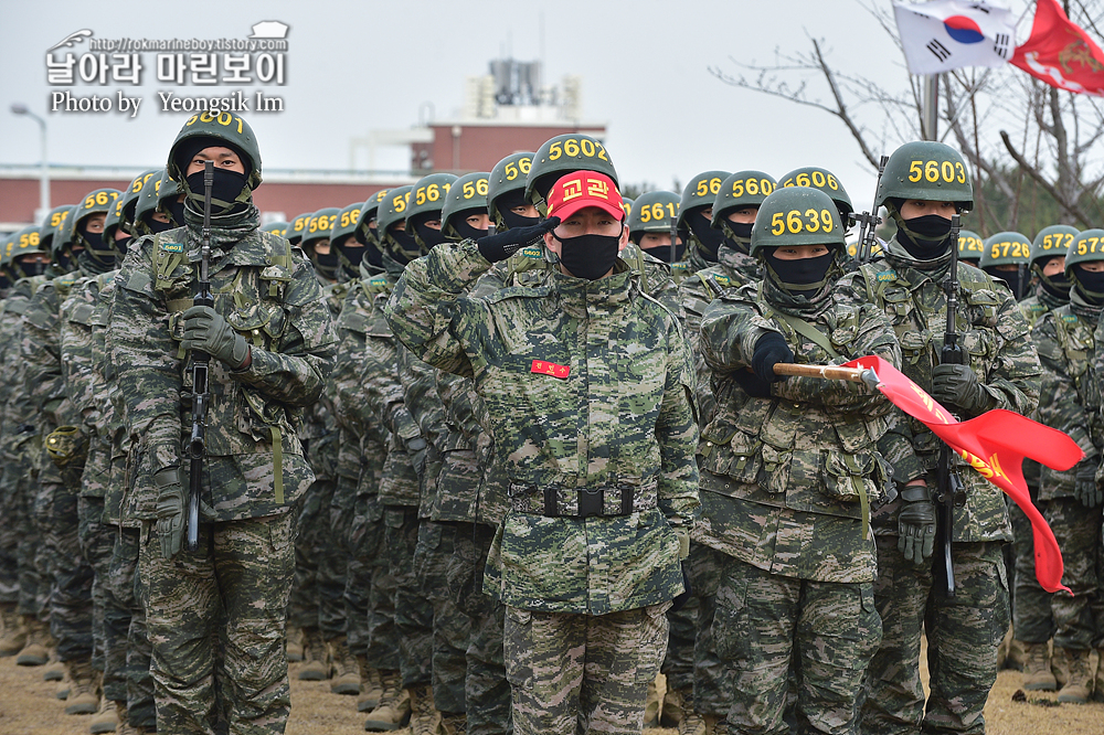 해병대 신병 1264기 5교육대 빨간명찰수여식_5005.jpg