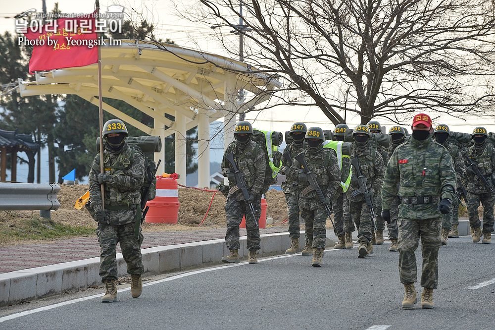 해병대 신병 1264기 3교육대 빨간명찰수여식_4945.jpg