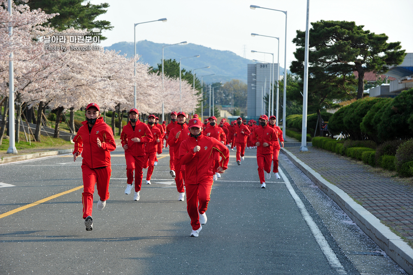 해병대 신병 1256기 3교육대 구보_2032.jpg