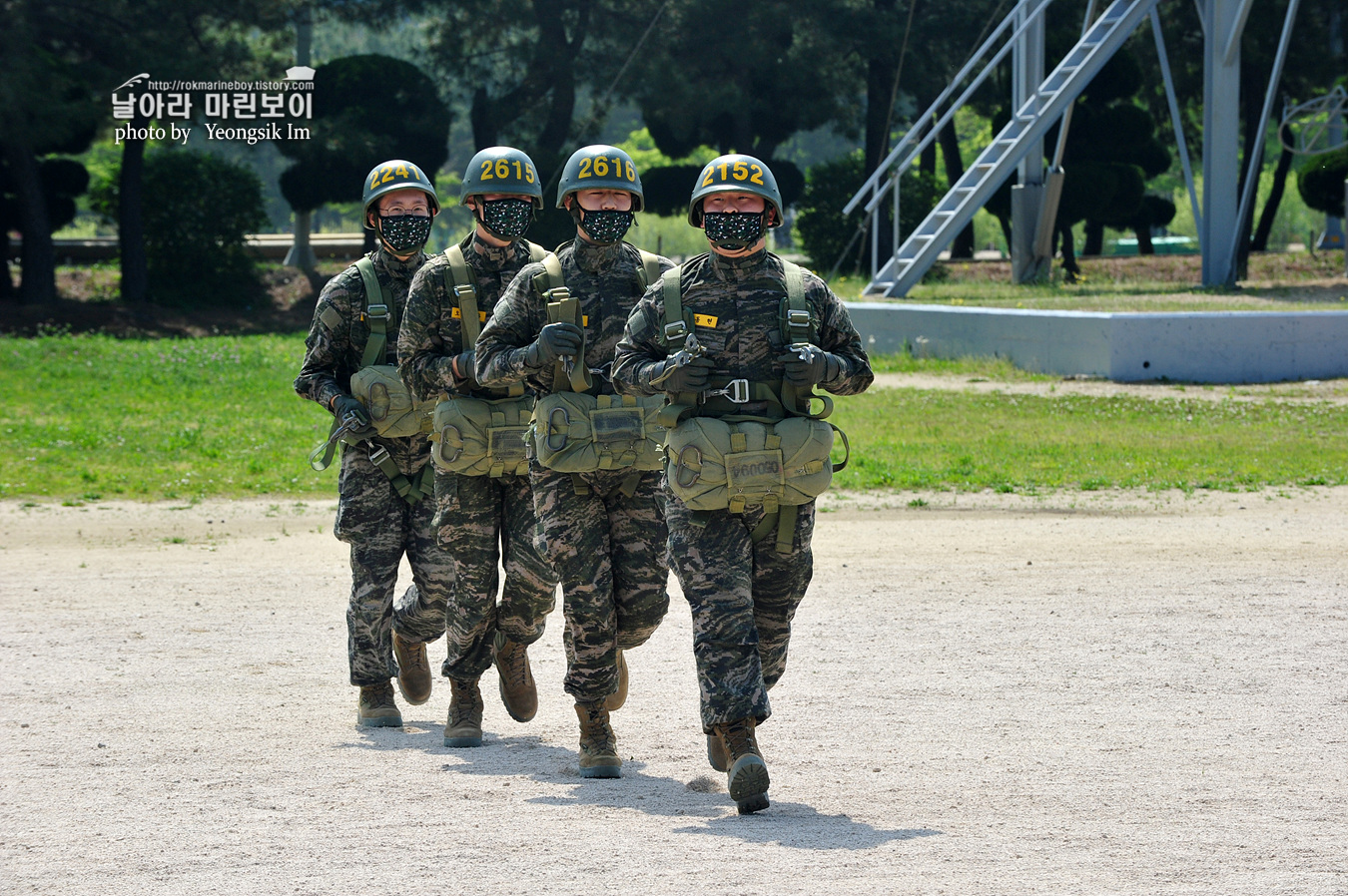 해병대 신병 1257기 2교육대 3주차 공수기초 1_0250.jpg