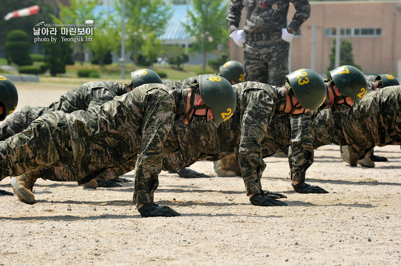 해병대 신병 1257기 2교육대 3주차 공수기초 8_0349.jpg