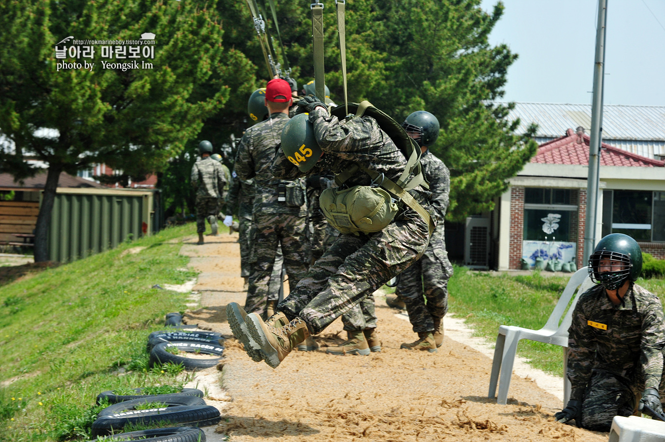 해병대 신병 1257기 2교육대 3주차 공수기초 9_0379.jpg