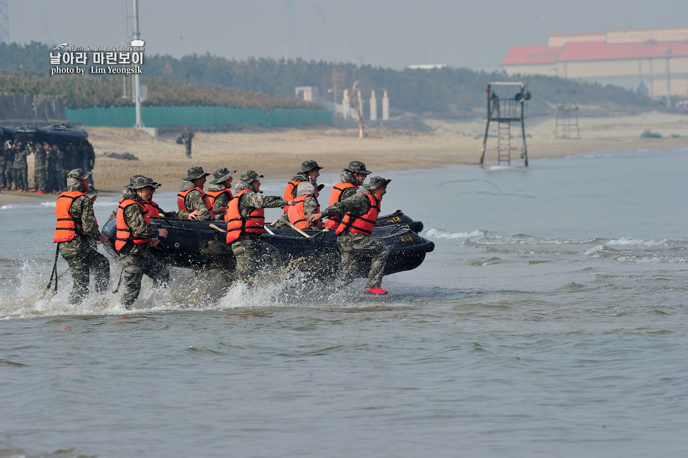 해병대 신병 1252기 4주차 5교육대 해상돌격_0281.jpg