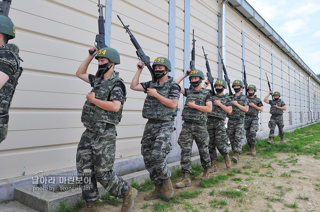 해병대 신병 1260기 5교육대 3주차 전투사격 2_9588.jpg