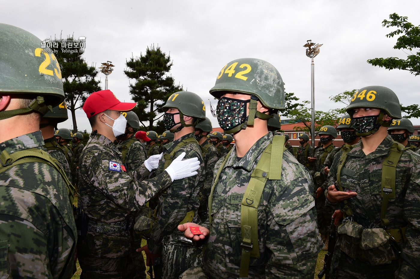 해병대 신병 1257기 극기주 빨간명찰수여식_6412.jpg