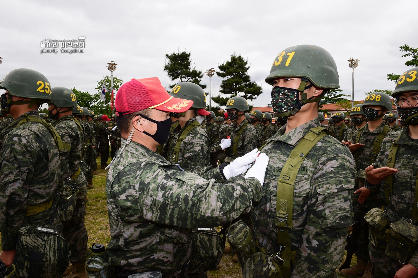 해병대 신병 1257기 극기주 빨간명찰수여식_6406.jpg