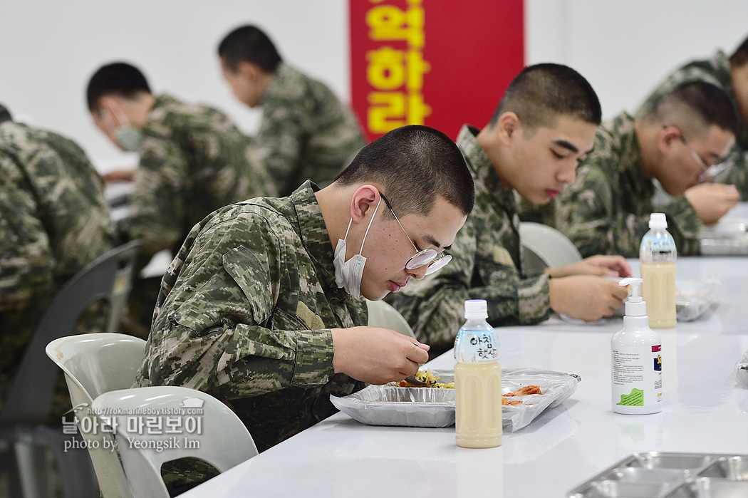 해병대 신병 1262기 1주차_5550_2.jpg