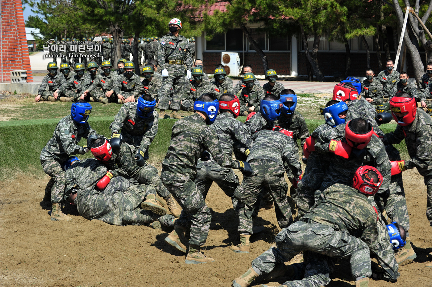 해병대 신병 1255기 극기주 2교육대_9735.jpg