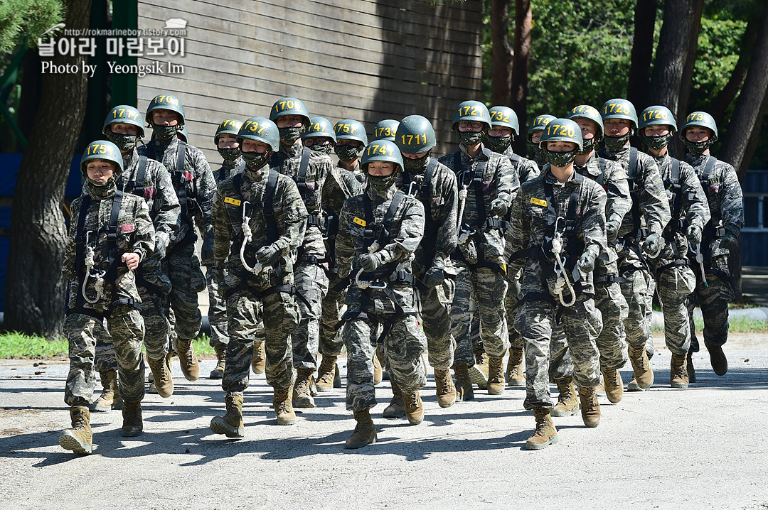 해병대 신병 1261기 1교육대 극기주 유격기초7_8270.jpg